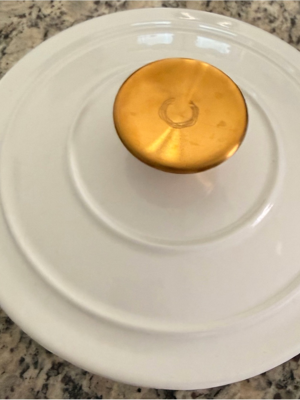 White Ceramic Serveware Lid with Gold-Tone Knob